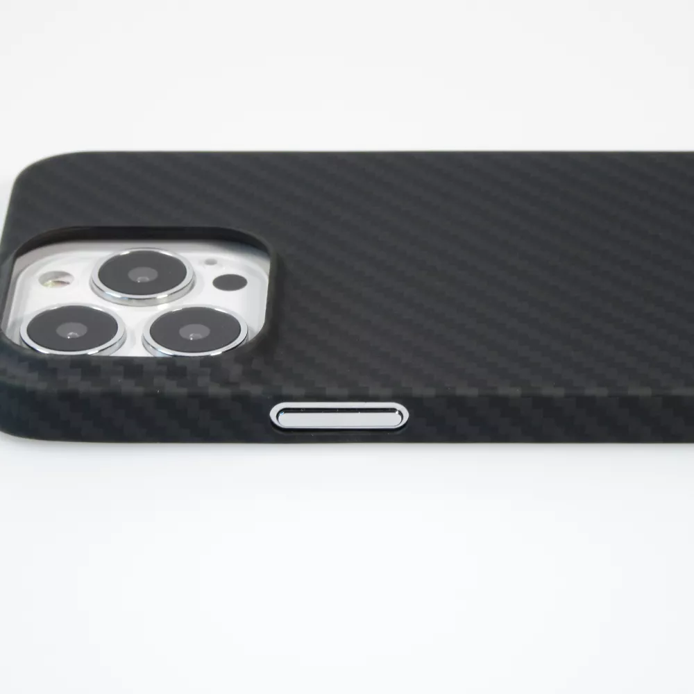 iPhone 16 Pro Max Case Hülle - Carbomile Schutzcase aus echtem Aramid Carbonfaser - Schwarz