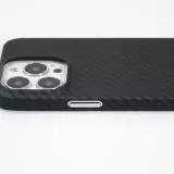 iPhone 16 Pro Max Case Hülle - Carbomile Schutzcase aus echtem Aramid Carbonfaser - Schwarz