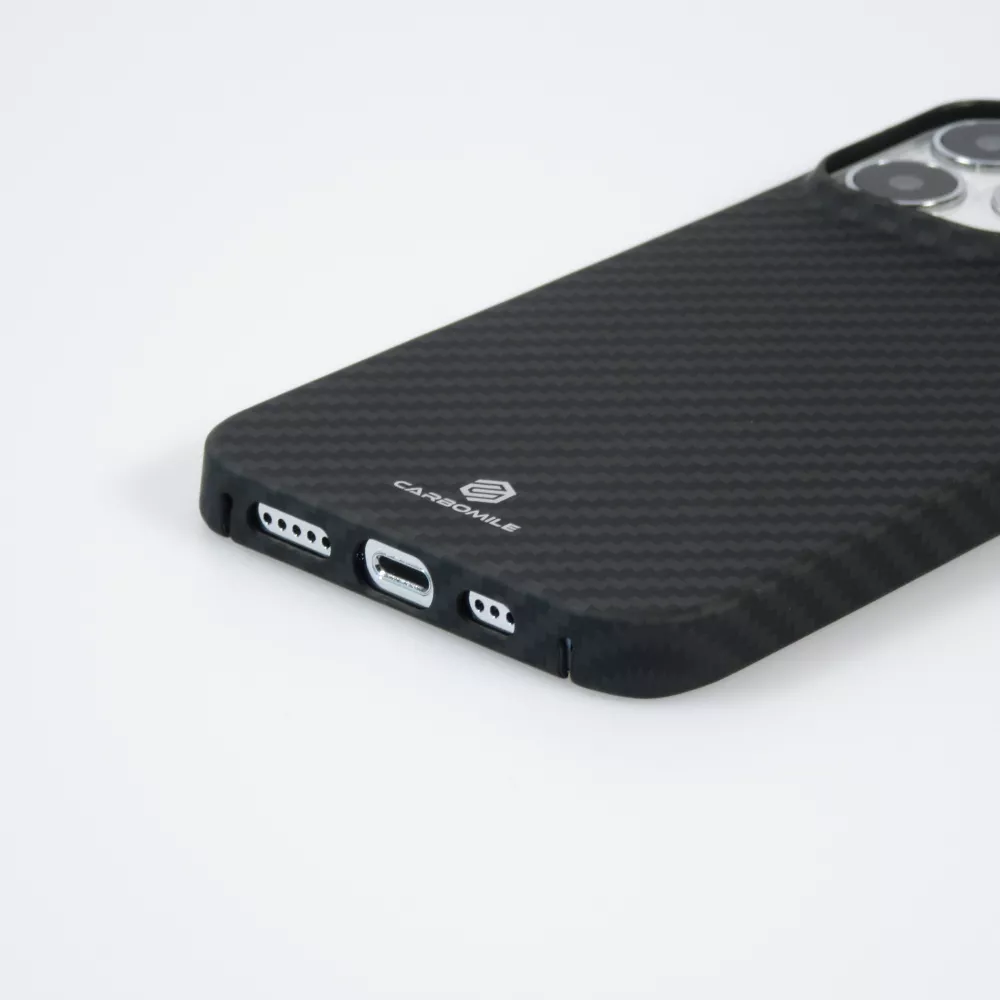 iPhone 16 Pro Max Case Hülle - Carbomile Schutzcase aus echtem Aramid Carbonfaser - Schwarz
