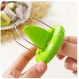 Kiwi Schneider & Fruchtentferner - Küchen Werkzeug für Kiwis - Grün